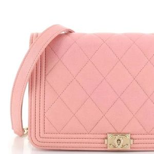 Pre-owned Authentic Chanel Boy Wallet on Chain Quilted Caviar Pink